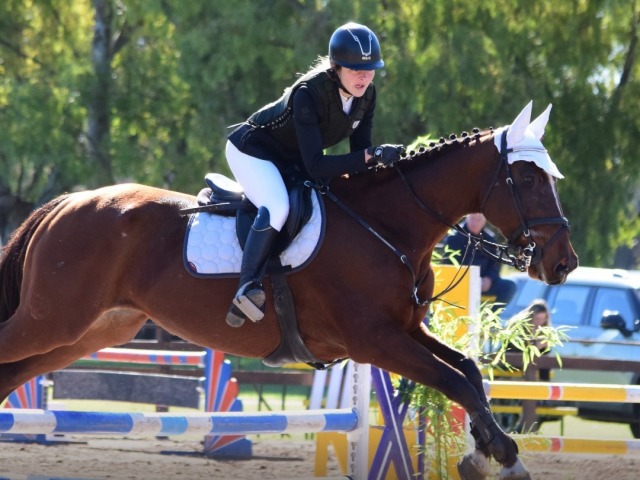Gran convocatoria en el Torneo Federal de Hipismo en Estudiantes